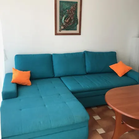 Kristina Apartmanhaz Dobrinj