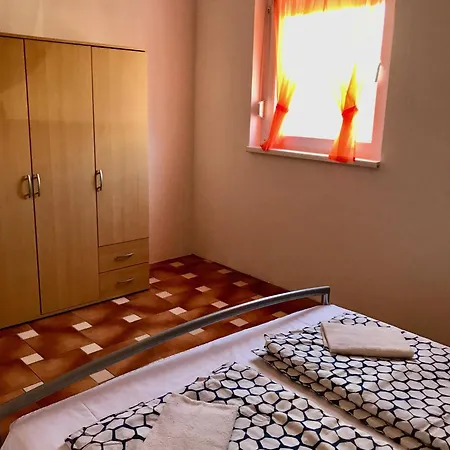 Apartamento Kristina Apartmanhaz *