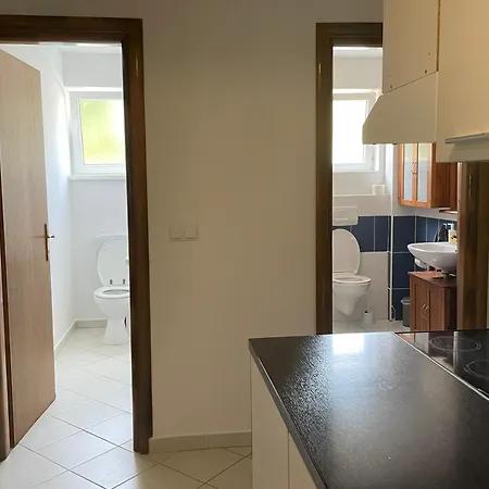 Kristina Apartmanhaz *
